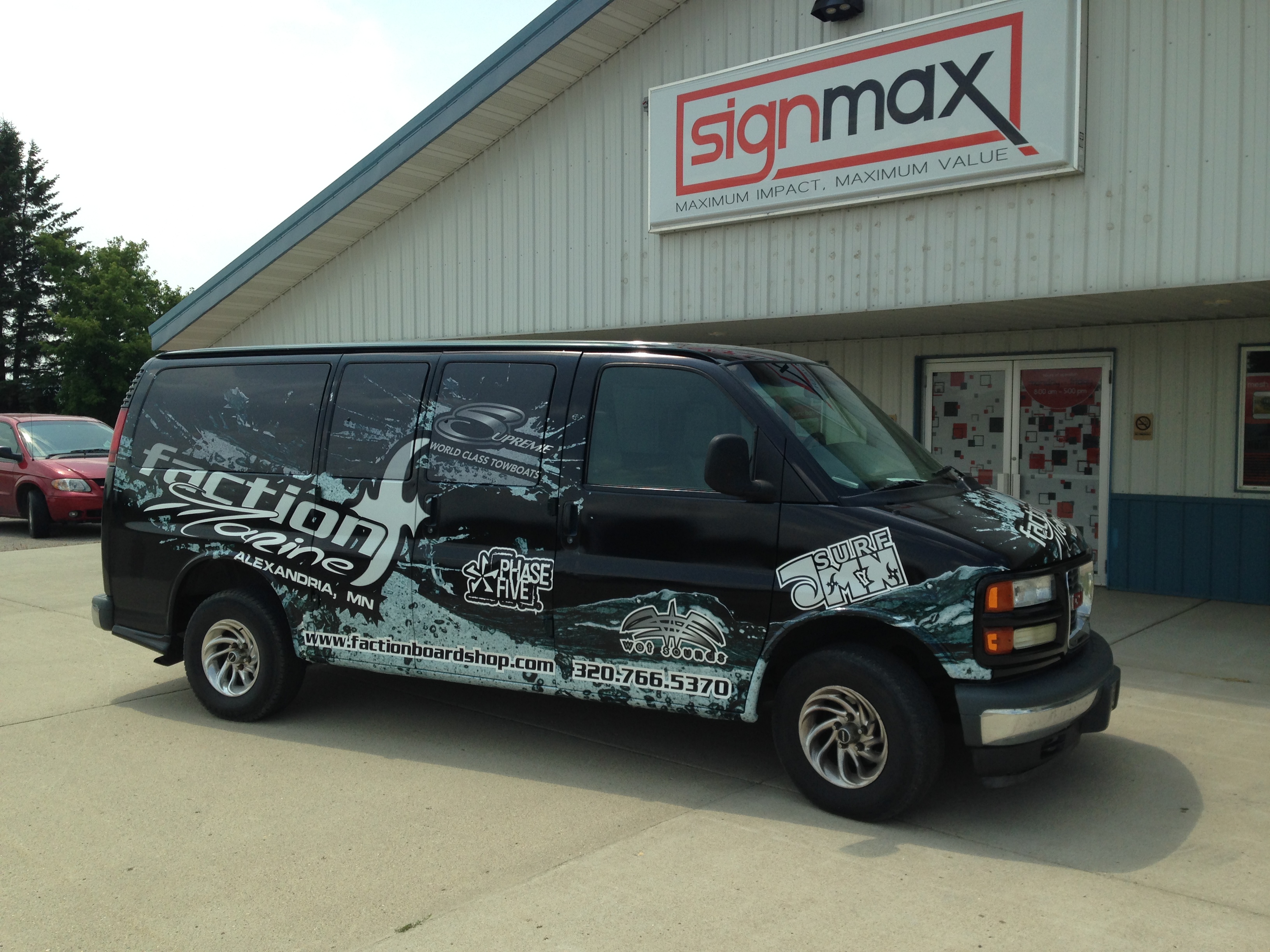 Faction Marine Vehicle Wrap | Signmax.com